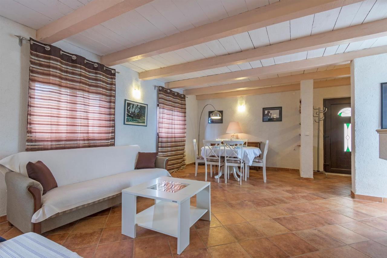 Villa Karina Tar Tar-Vabriga Dış mekan fotoğraf