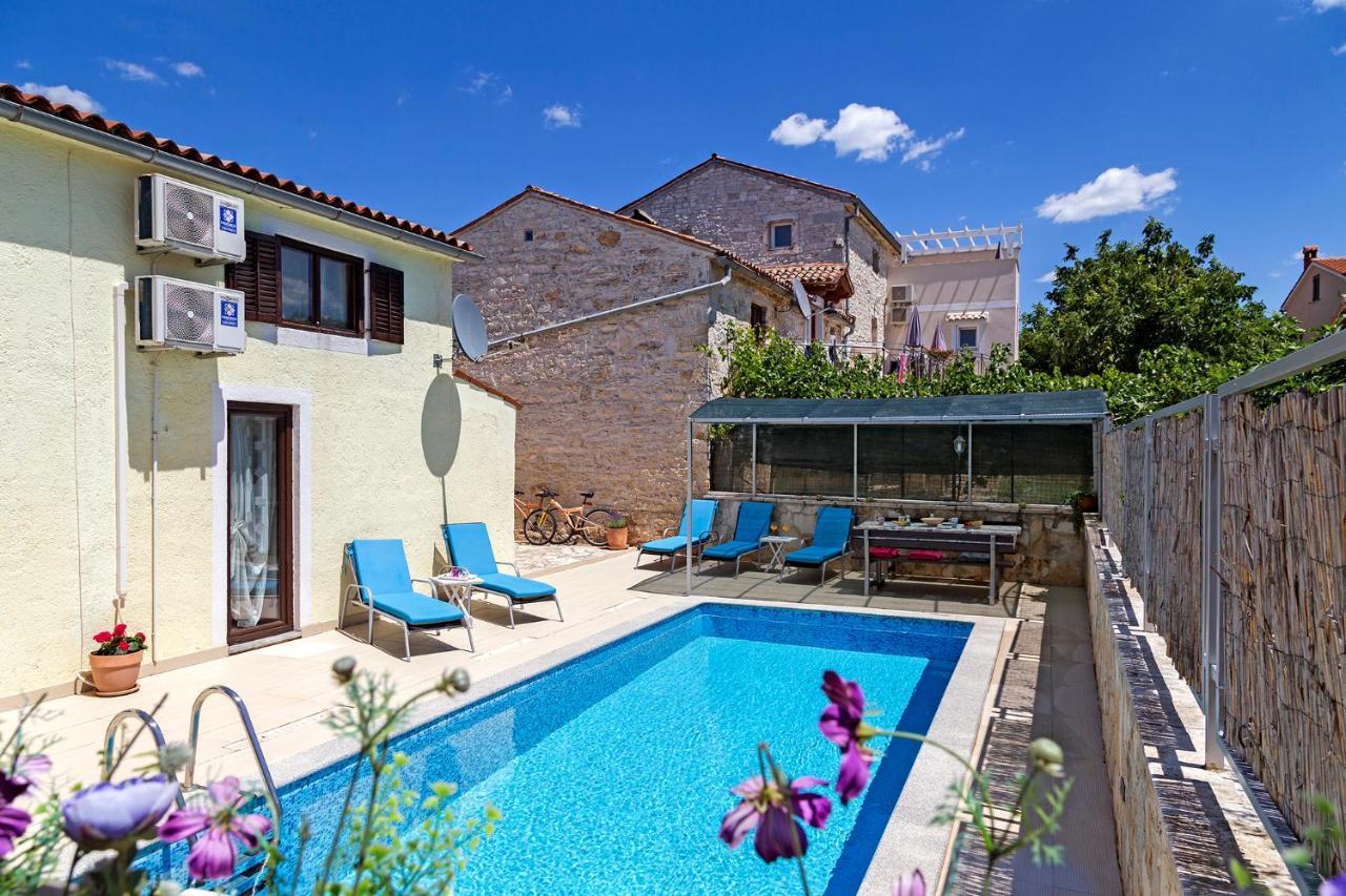 Villa Karina Tar Tar-Vabriga Dış mekan fotoğraf